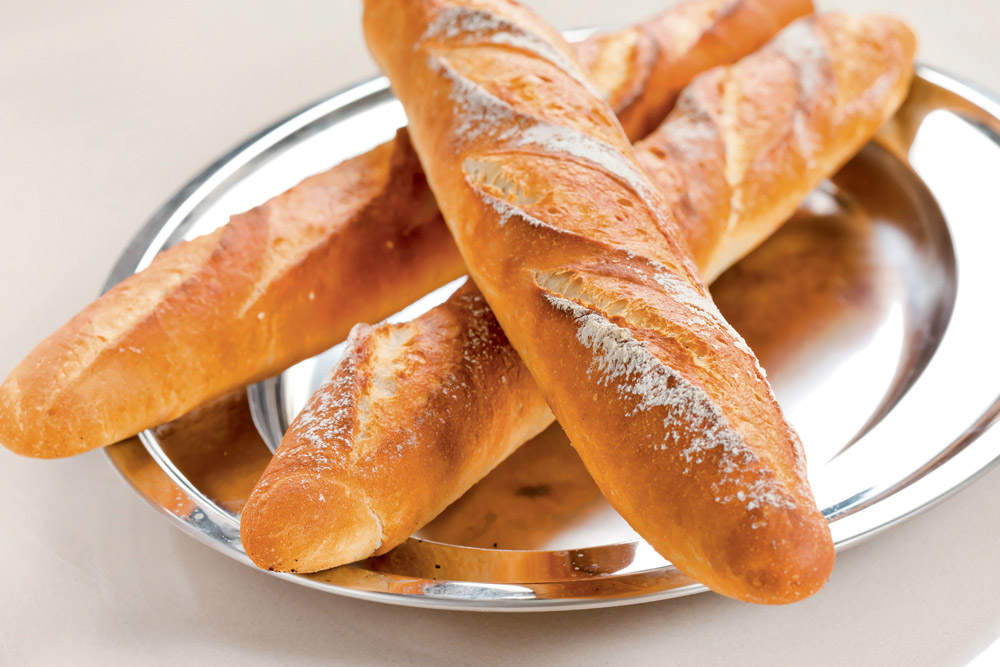 Step-by-Step Instructions for Baking the Perfect Baguette