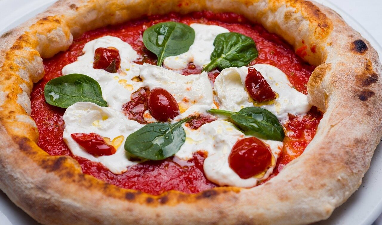 Pizza Napoletana: The Art of Making Authentic Neapolitan Pizza Recipe